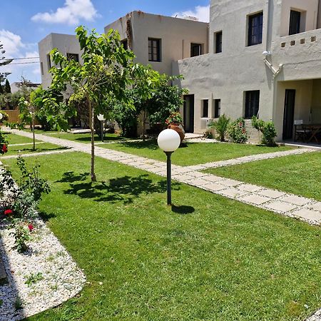 Creteco Hotel & Suites Goúrnes Eksteriør bilde
