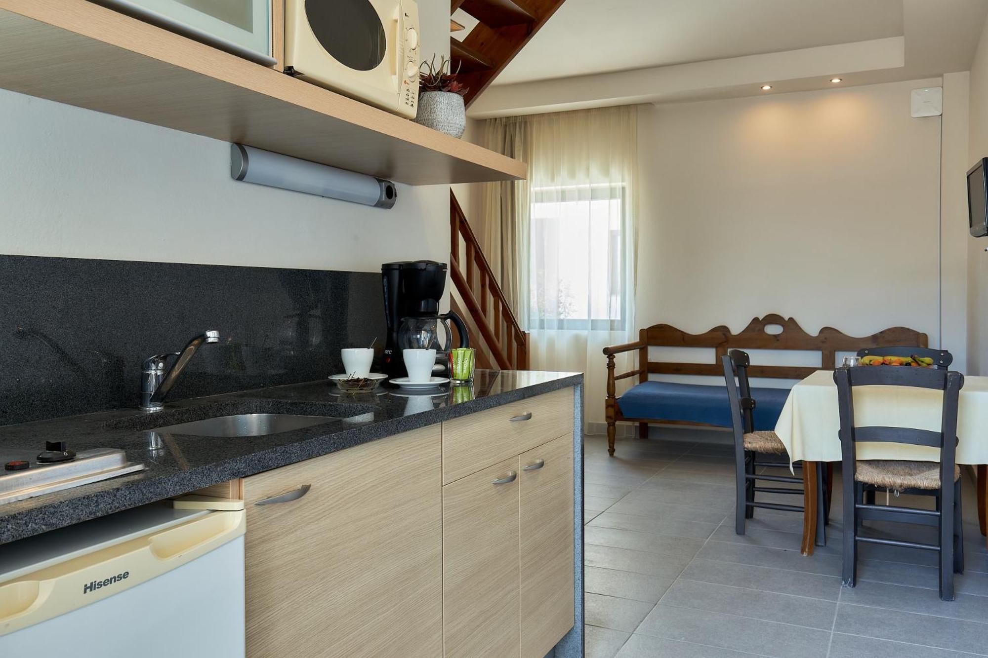 Creteco Hotel & Suites Goúrnes Eksteriør bilde