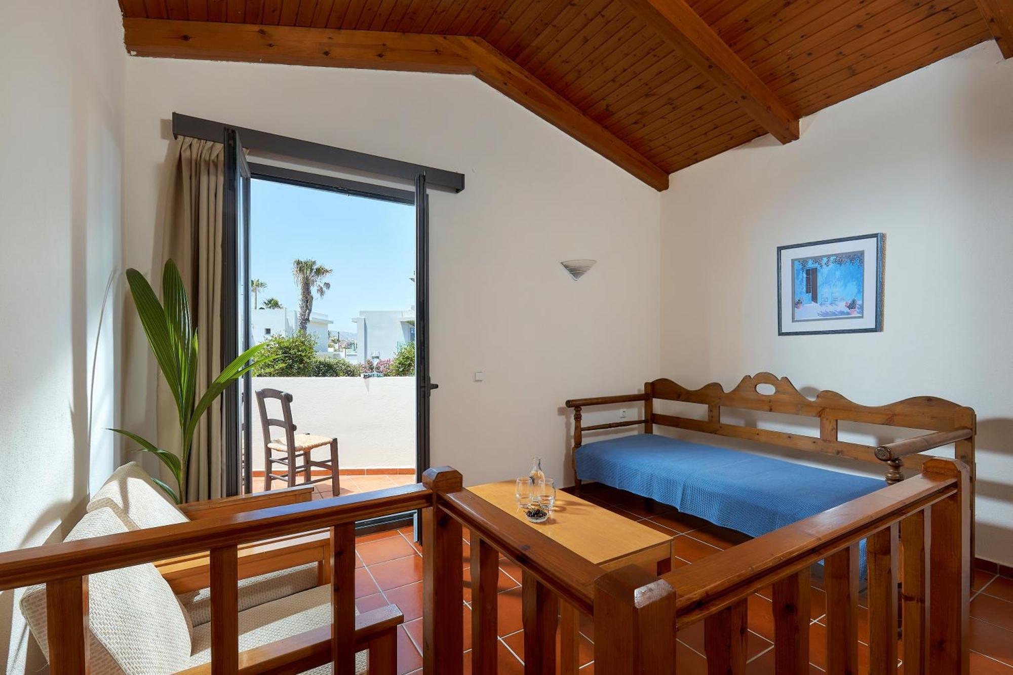 Creteco Hotel & Suites Goúrnes Eksteriør bilde