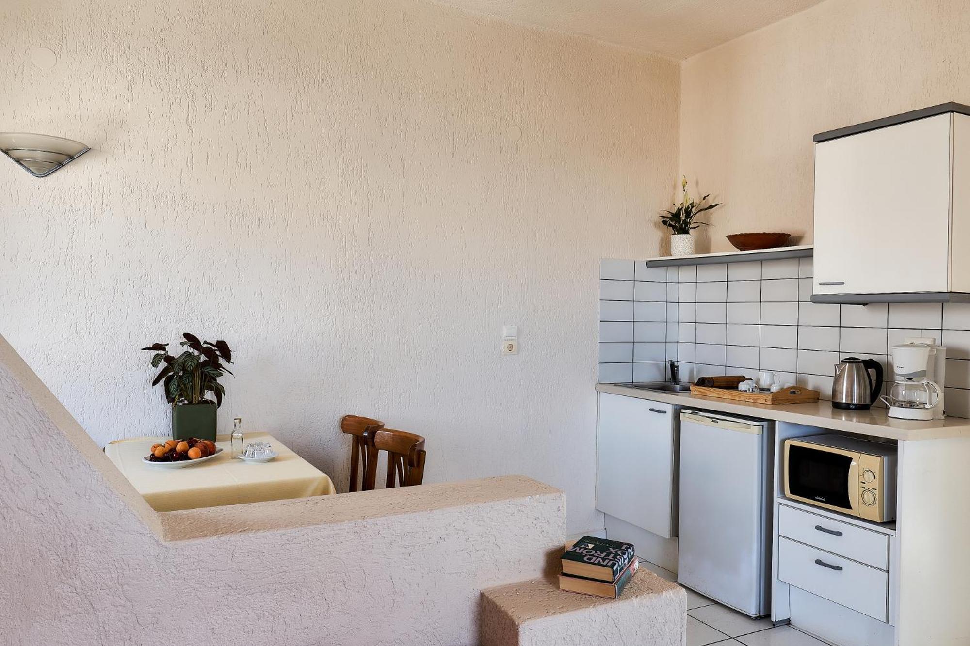 Creteco Hotel & Suites Goúrnes Eksteriør bilde