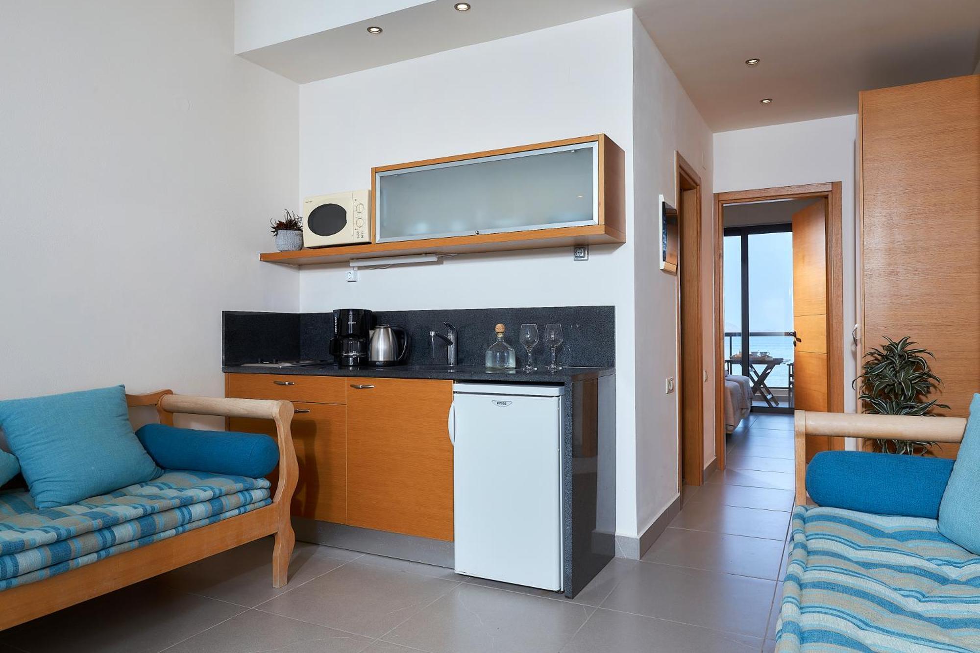 Creteco Hotel & Suites Goúrnes Eksteriør bilde