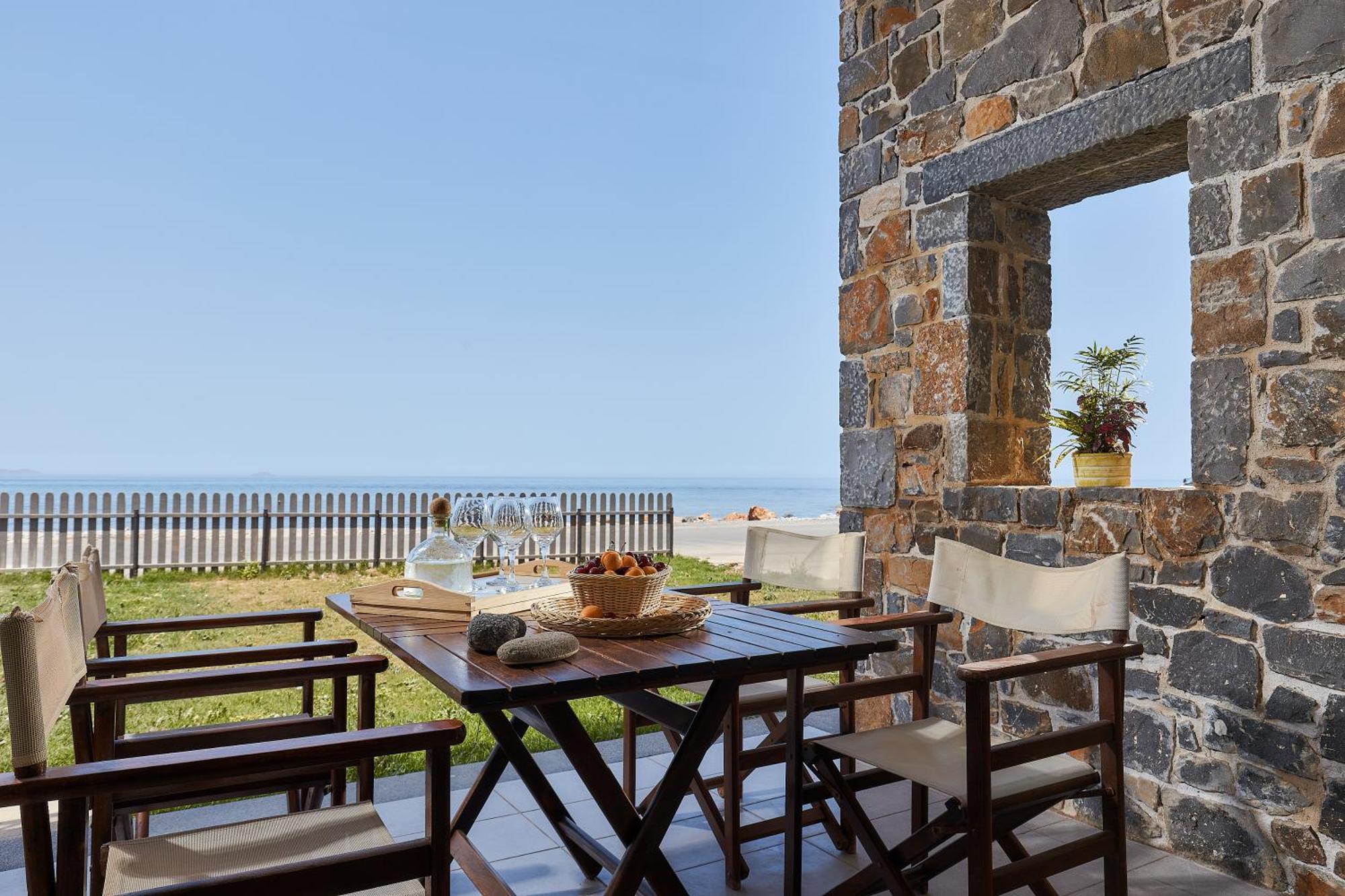 Creteco Hotel & Suites Goúrnes Eksteriør bilde