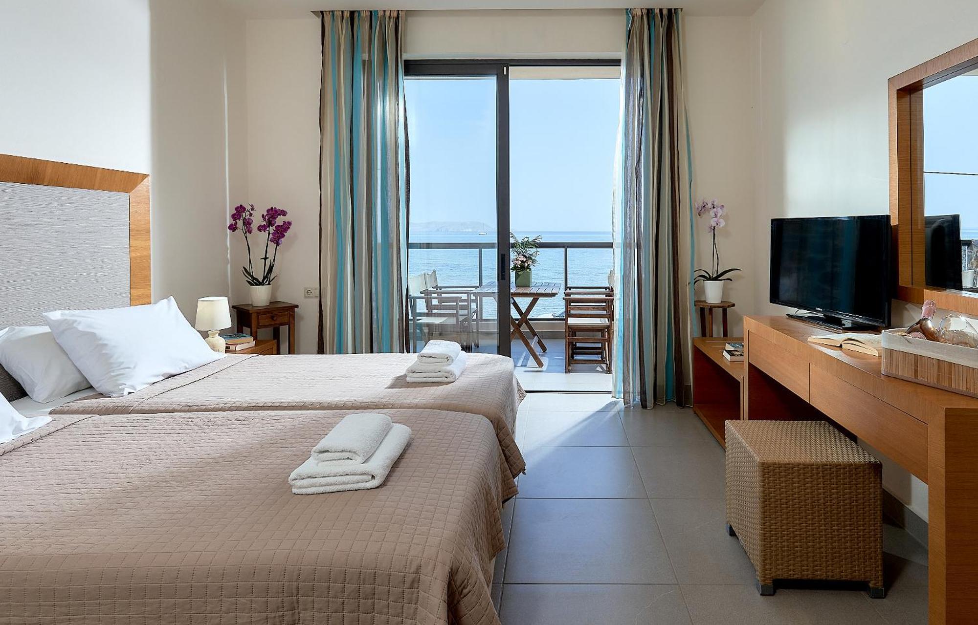 Creteco Hotel & Suites Goúrnes Eksteriør bilde