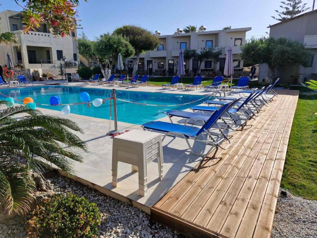 Creteco Hotel & Suites Goúrnes Eksteriør bilde