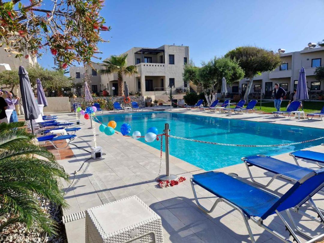 Creteco Hotel & Suites Goúrnes Eksteriør bilde