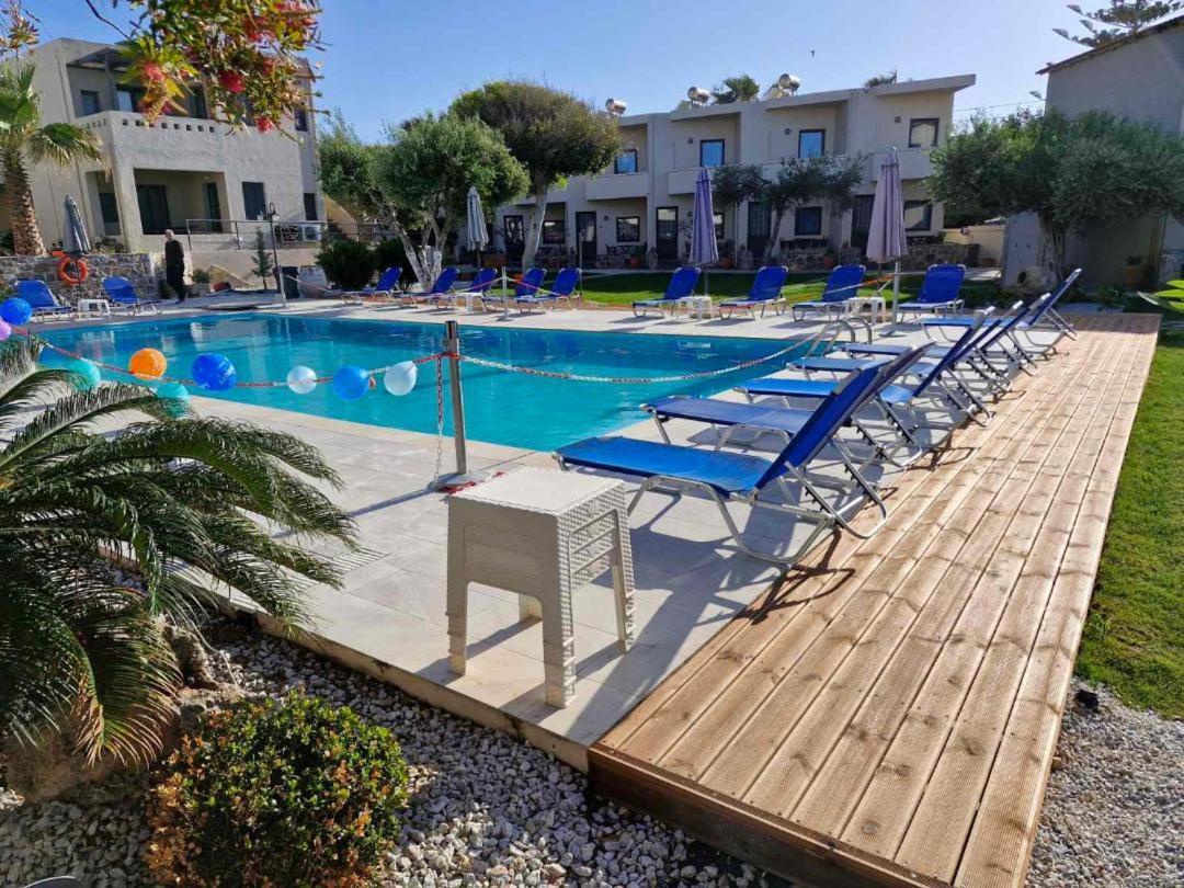 Creteco Hotel & Suites Goúrnes Eksteriør bilde